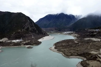 Китай строит ГЭС в три раза крупнее самой мощной в мире плотины