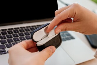 Почему не работает один TWS-наушник и как это исправить за 5 минут