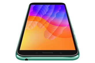 Обзор Huawei Y-серии: яркие и автономные смартфоны в бюджетном сегменте