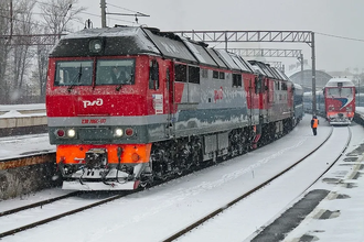 Заправка тепловоза: сколько топлива съедает локомотив
