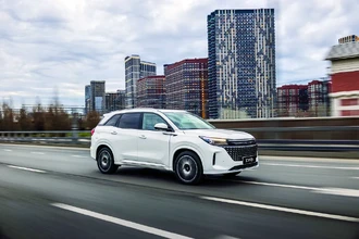 Evolute i-Space: как семиместный гибрид удивил экономичностью и динамикой