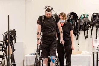 Цифровой мост между мозгом и позвоночником: как вернуть движение