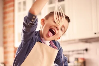 Микробиота кишечника и интеллект ребенка: как бактерии влияют на мозг