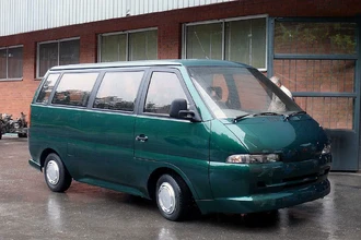 Последний советский микроавтобус: история футуристичного РАФ Stils