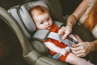 Самое безопасное место в машине для детского кресла: выбираем правильно