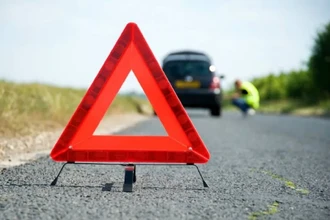 Четвёртый случай, когда нужен знак аварийной остановки: вы его помните?