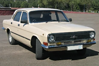 Как в СССР рекламировали «Волгу»: мягкие кресла и голос диктора из «Времени»