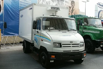 ЗИЛ-5301 «Бычок»: как советский грузовик скопировал Mercedes и покорил 90-е