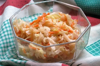 Квашеная капуста: как ферментированный суперфуд оздоравливает кишечник и мозг