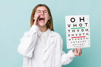 9 вредных привычек, из-за которых садится зрение: проверьте себя