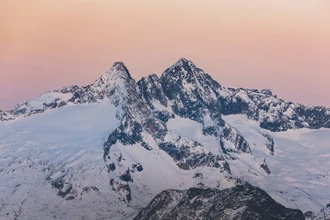 Почему на вершинах гор всегда холодно и лежит снег? Физика горного климата