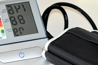 Как лишний вес «ломает» регуляцию давления на клеточном уровне