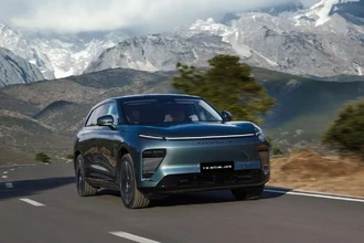 Новый премиальный кроссовер: технологии и комфорт для российских дорог