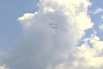 Нью-Йорк: два самолета едва разминулись при взлете и посадке