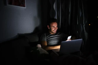 «Совы» умнее «жаворонков»: что говорит масштабное исследование об интеллекте