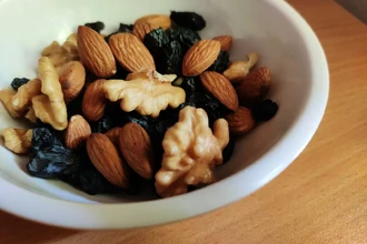 Почему орехи помогают похудеть: научное объяснение полезного перекуса