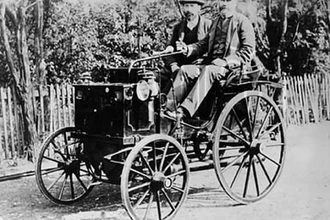 Первый в мире автогонщик: как победа 1895 года стоила ему жизни