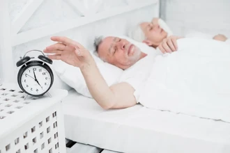 Глубокий сон как защита от деменции: почему он важен для мозга после 60