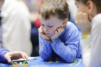 Как гены влияют на оценки? Новое исследование о наследственности и успеваемости