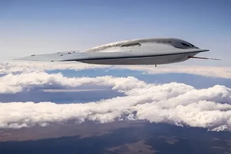 Новые фото бомбардировщика B-21 Raider: секретный полет раскрыт