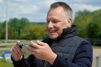 Личный опыт: как новый смартфон снимает гоночные болиды и макросъёмку