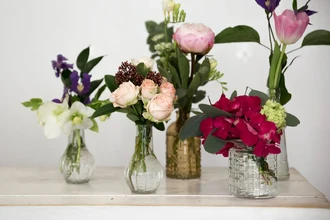 Как вернуть прозрачность стеклянной вазе: 3 эффективных домашних метода