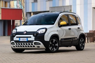 Fiat передумал: легендарная Panda стала милее и умнее