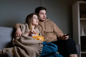 Домашний кинотеатр класса люкс: от 8К-экрана до массажного кресла