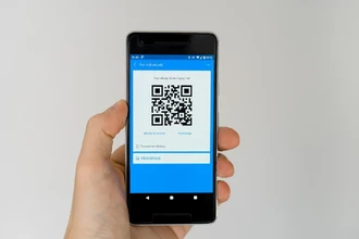 Как сканировать QR-код с экрана смартфона или компьютера без сторонних устройств