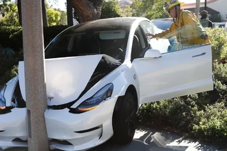 Исследование: владельцы Tesla чаще всего попадают в ДТП по страховой статистике