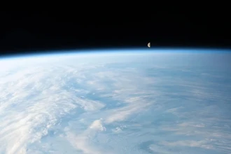 Загадочные сигналы с орбиты: «Шэньлун» выпустил шесть объектов