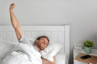 «Жаворонком» вас сделали неандертальцы: как древние гены влияют на режим сна