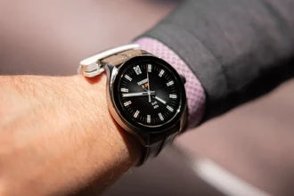 Xiaomi Watch 2 Pro: умные часы в стали с Wear OS вышли в России