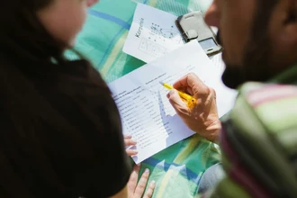 Как изучение языков меняет мозг: суперсила билингвов против информационного шума