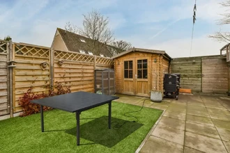 Солнечный стол: обедайте, пока ваш обед вырабатывает электричество