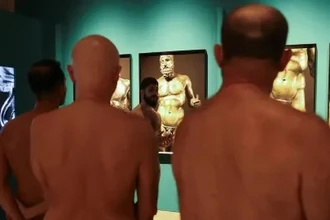 Музей в Барселоне провёл экскурсию для нудистов: искусство без одежды