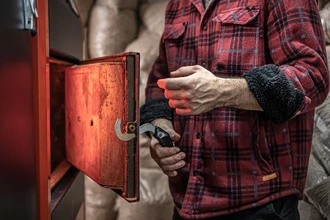 Коптильня из холодильника своими руками: горячее и холодное копчение