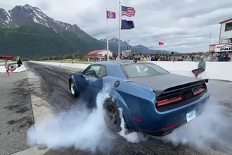 Как незрячий гонщик разогнался до 200 км/ч и бросил вызов мировому рекорду