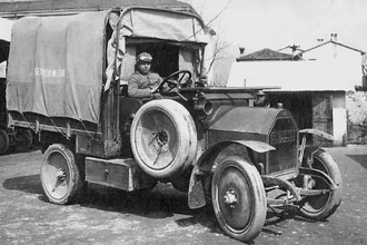 Первый советский грузовик: как Fiat помог создать легендарный АМО-Ф-15