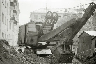 Почему машинисты скучают по старым экскаваторам с «теплым гаражом»
