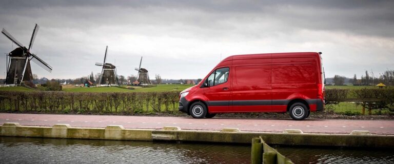 99906813-2a61-4feb-82bd-4f1f78361e39